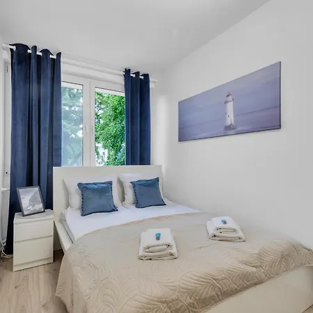 Bubblegum 2 Bedroom In Mokotow Apartamento